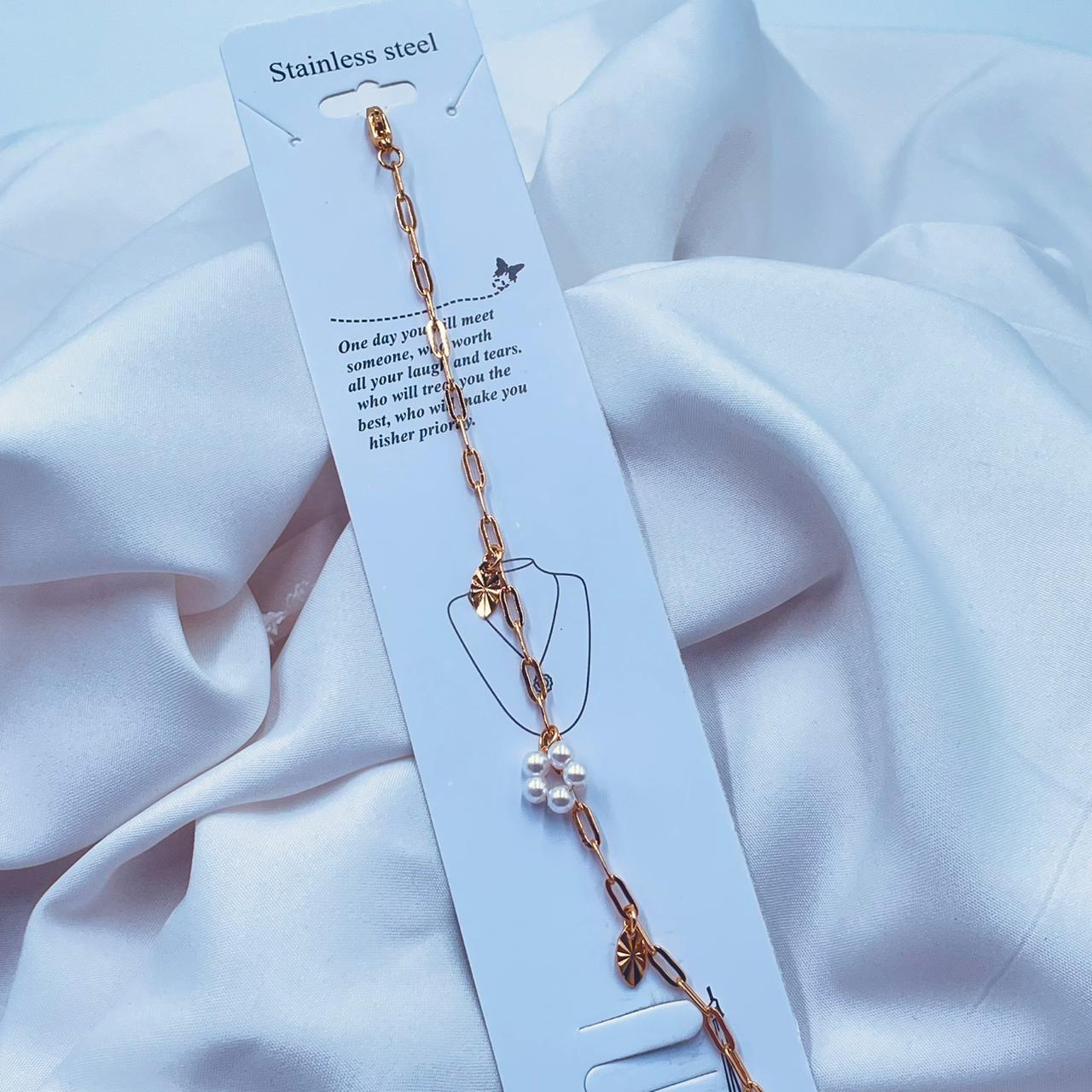 Golden Leaf and Pearl