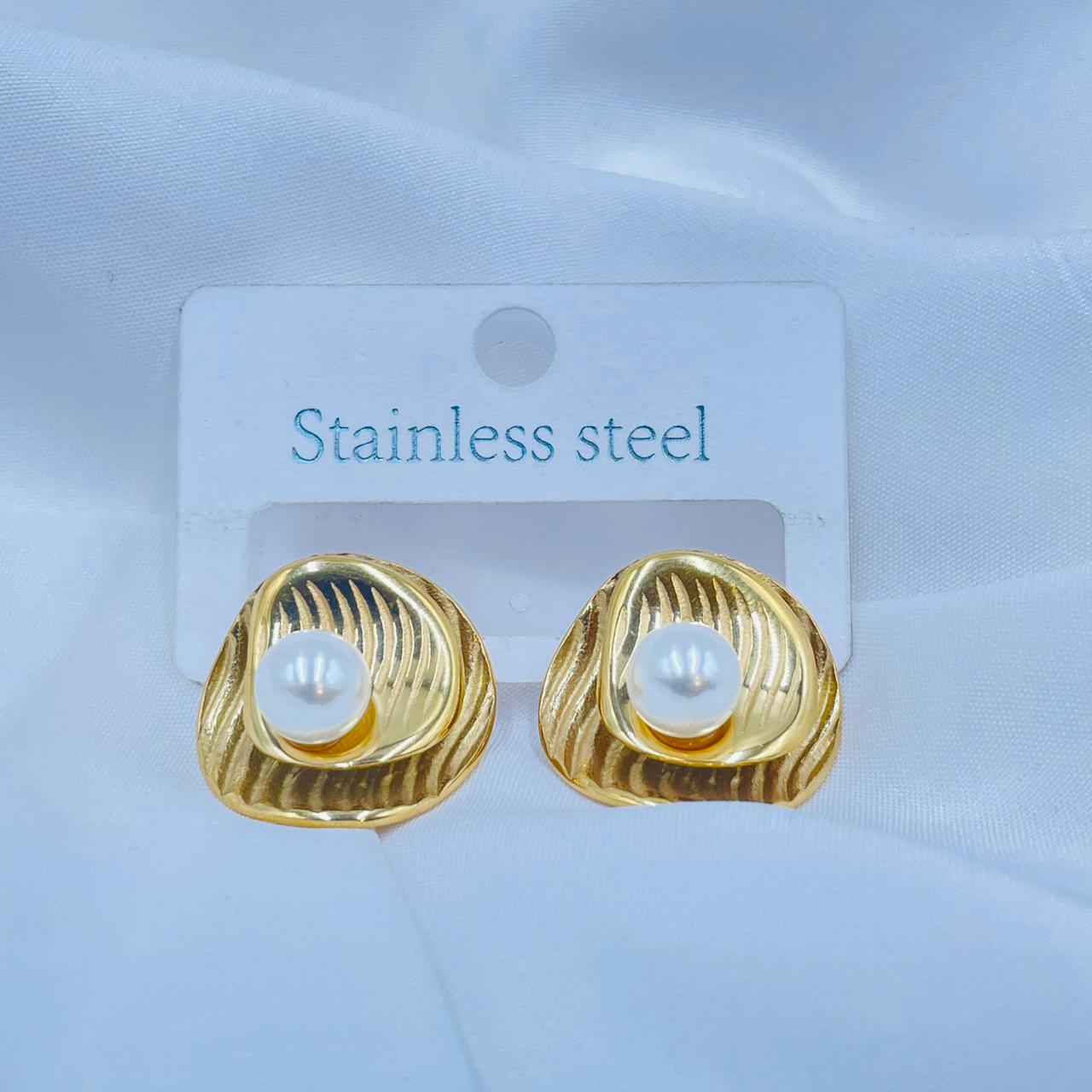 Golden Pearl Swirl Studs