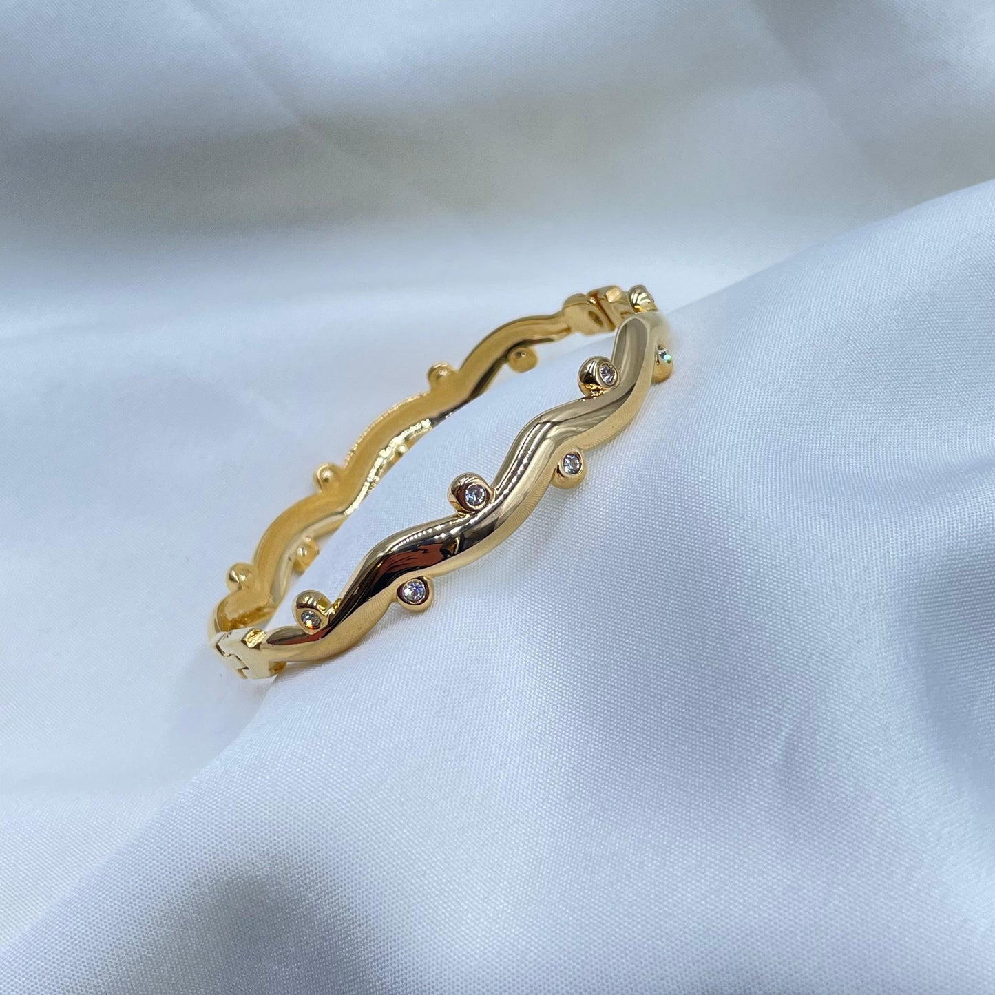 Golden Wave Bracelet