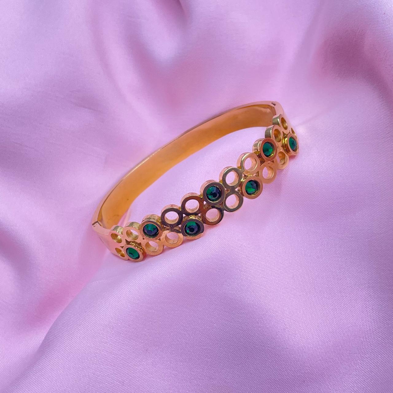 Golden Garland Bracelet