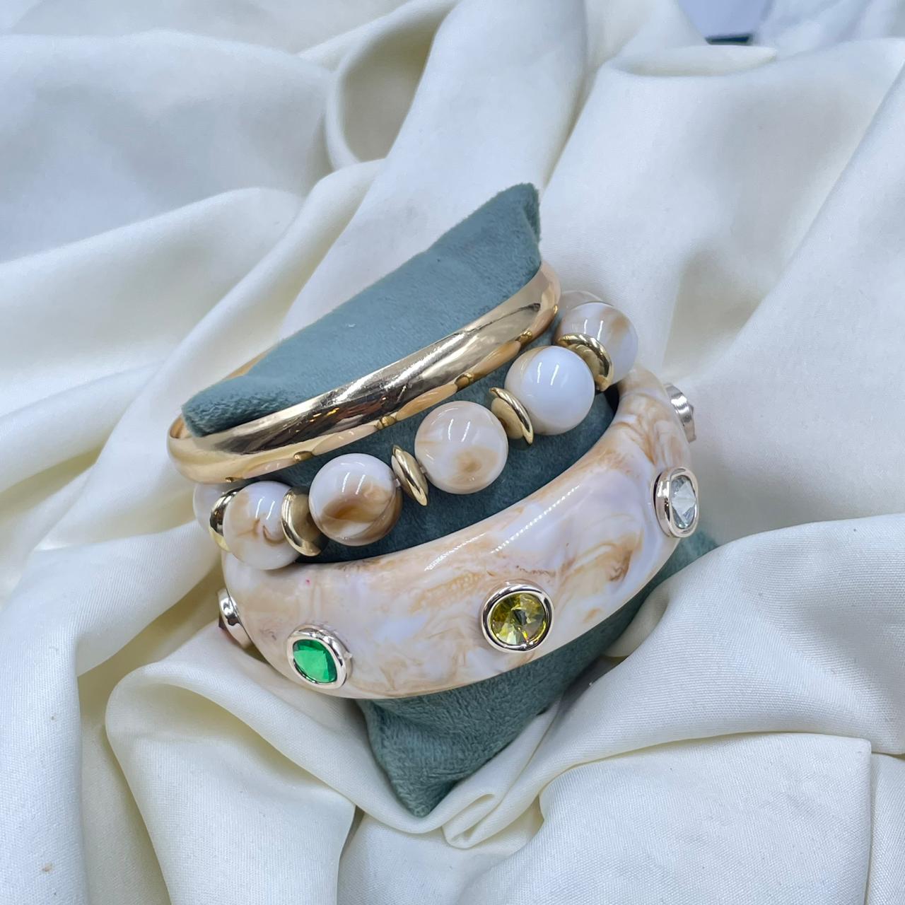 The Gemstone Set resin Bracelet