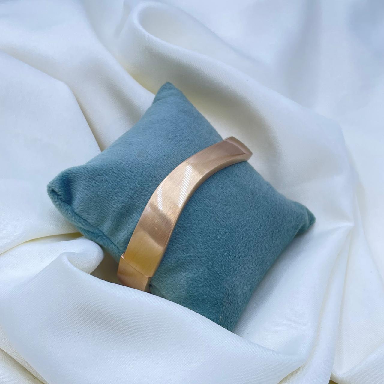 Solar Flare Matte Statement Kada