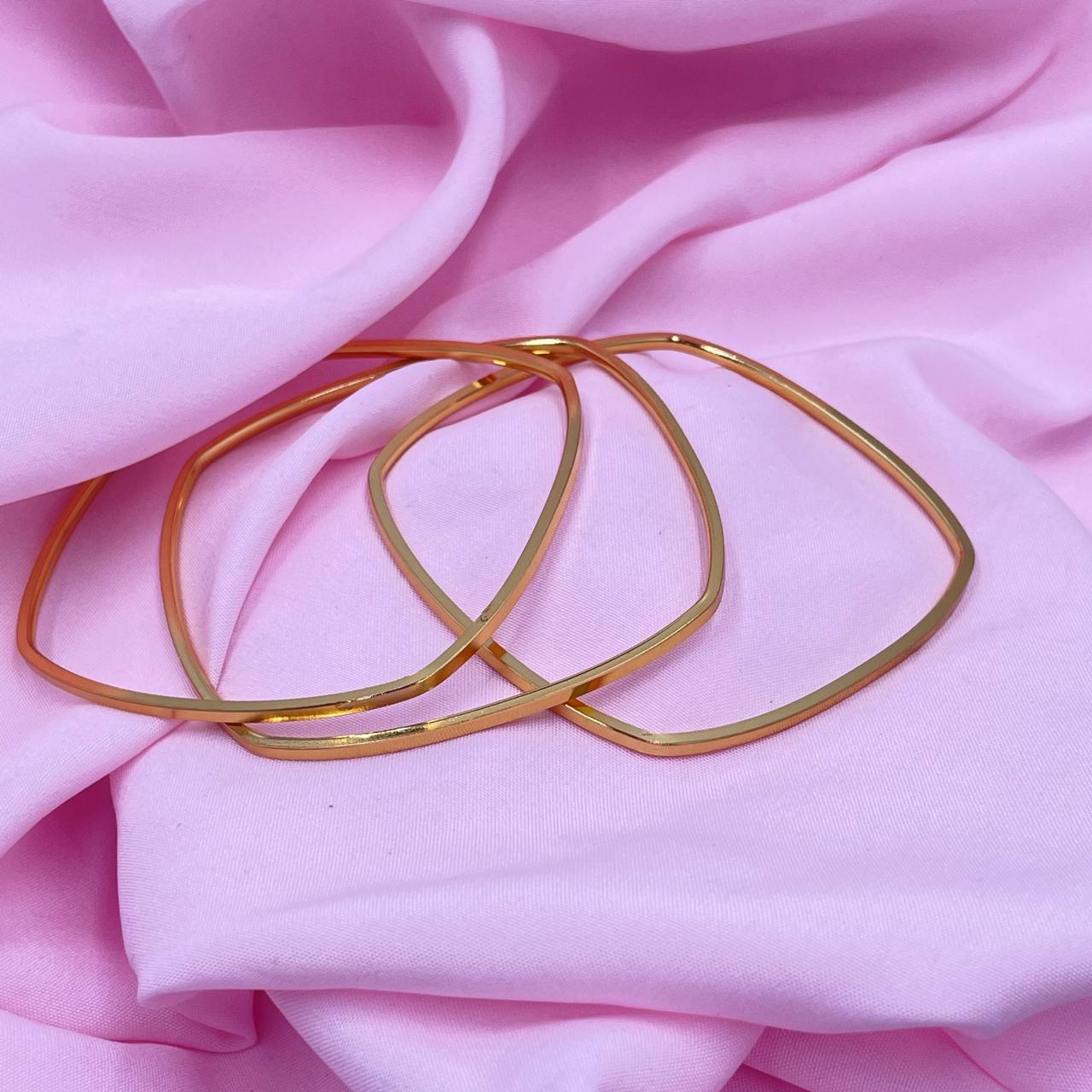 Minimal Gold Bangles Set of 3