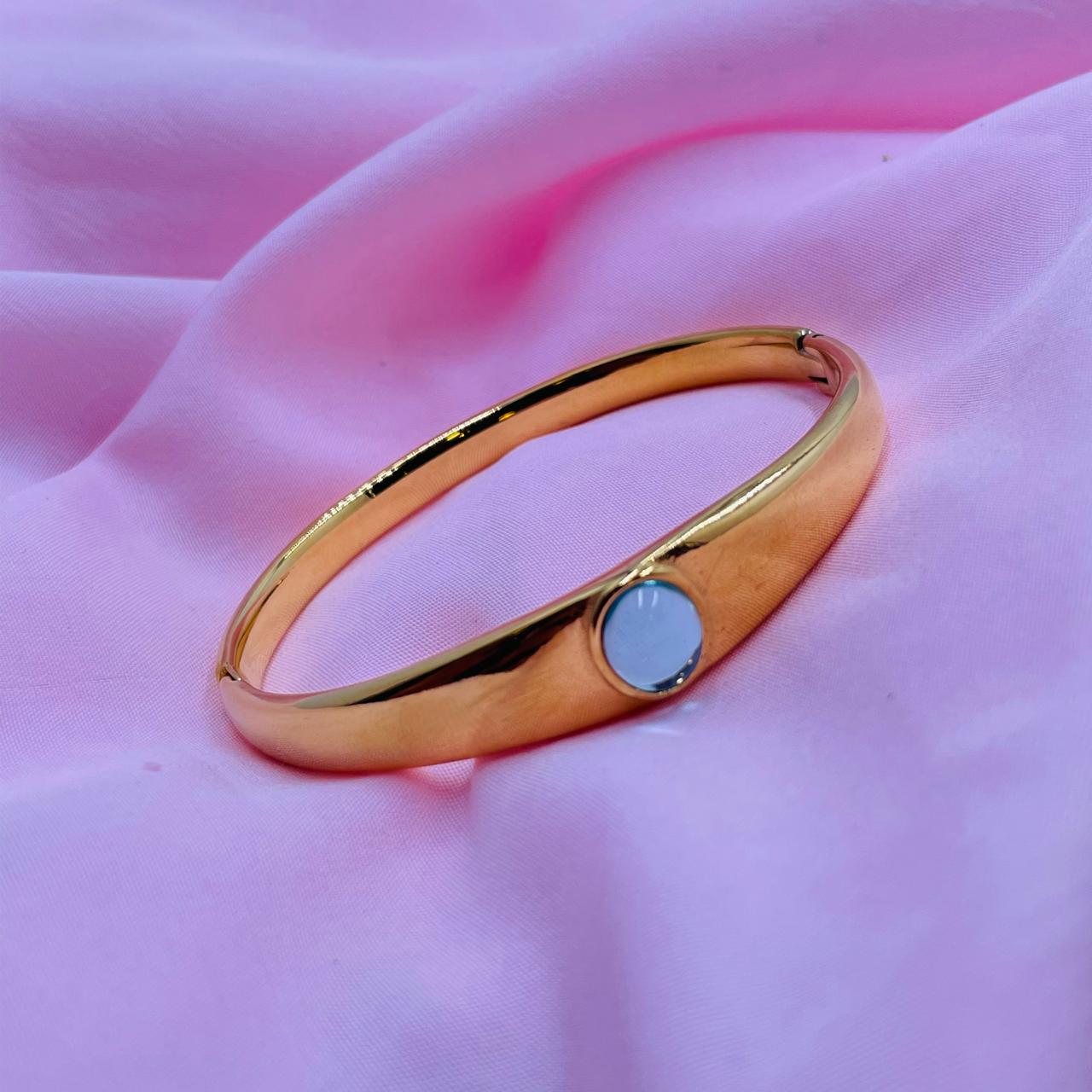 Sky blue Gem Bracelet