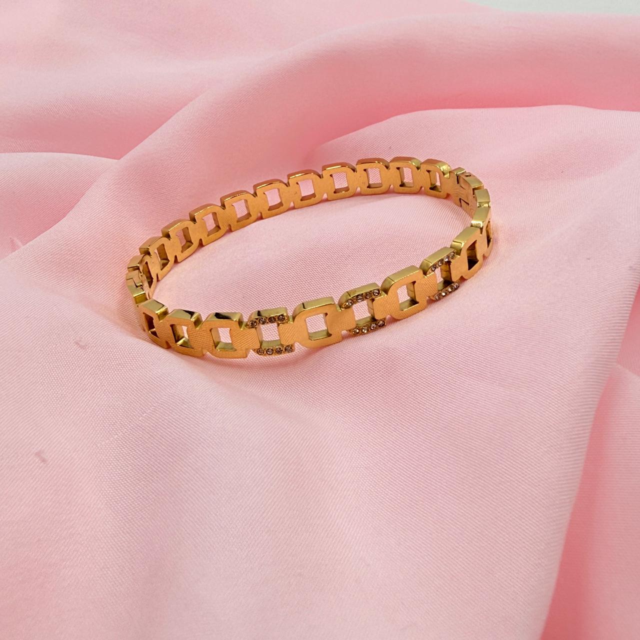 Golden Loop Bracelet