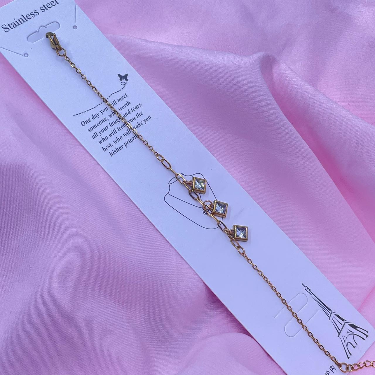 Ember Twist Chain