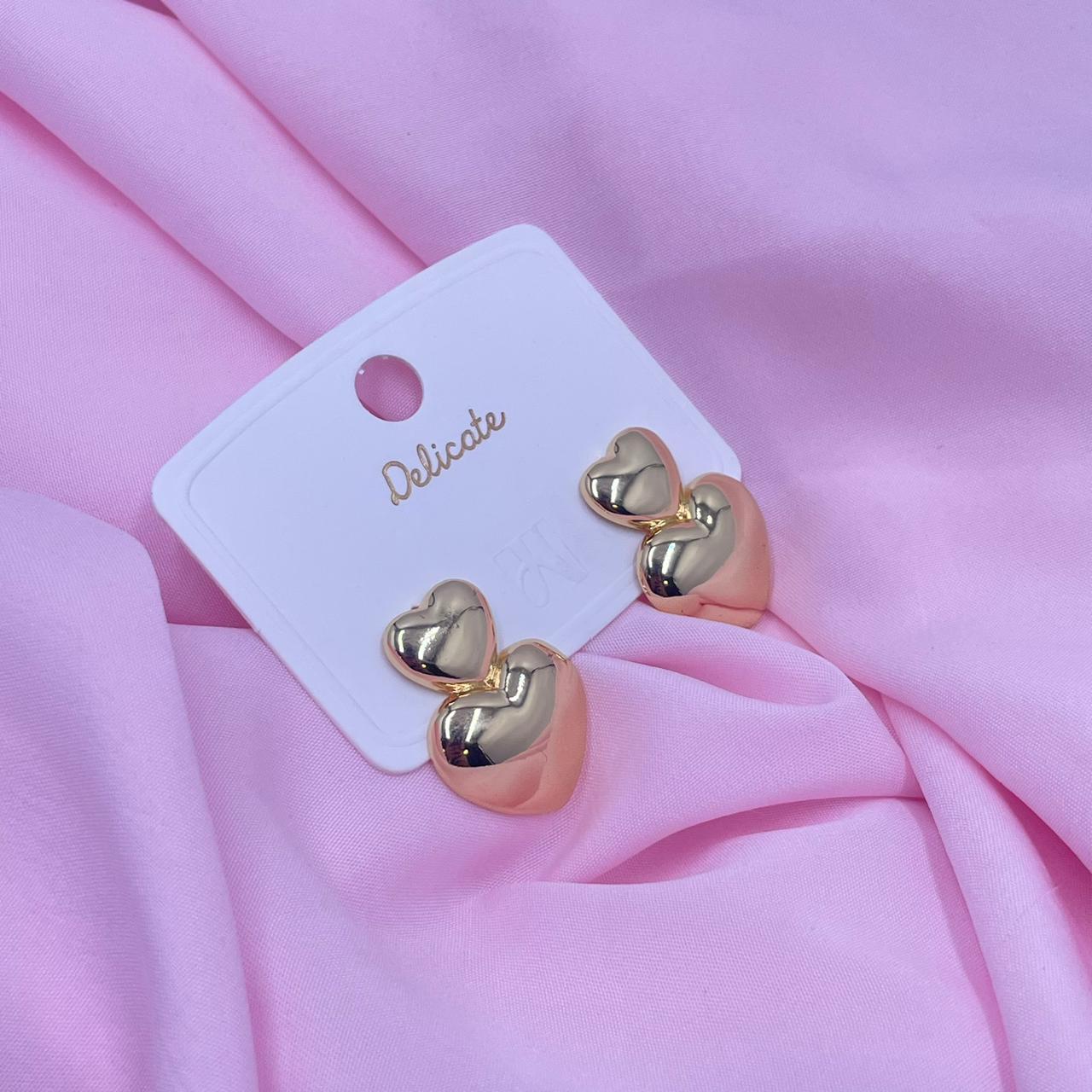 Shimmer Studs