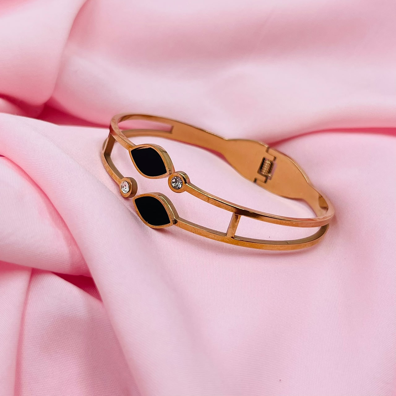 Blushing Star Bracelet