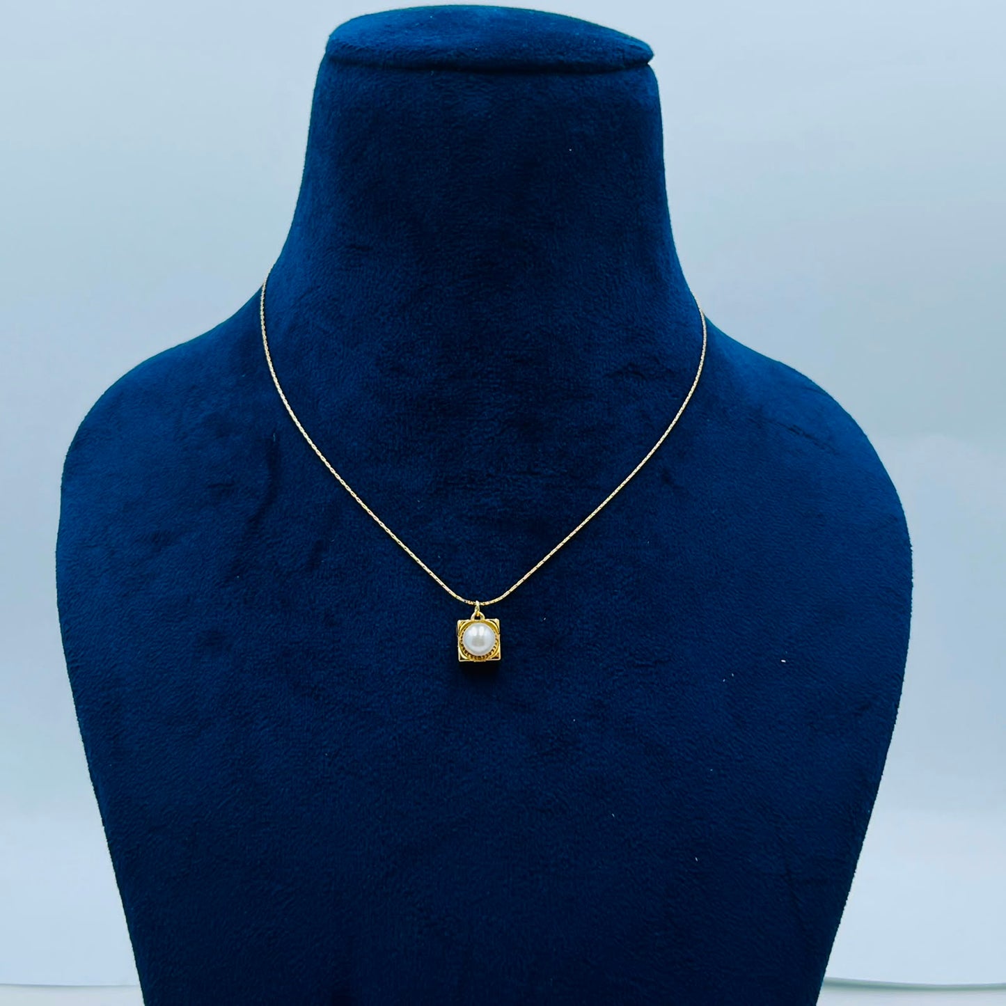 Pearl Essence Necklace