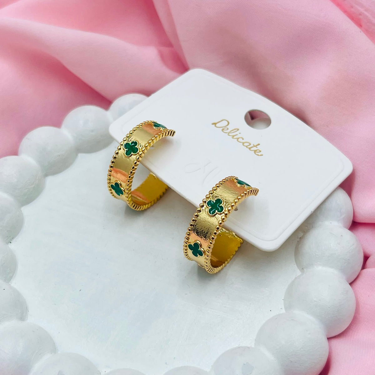 Emerald Green Clover Hoops