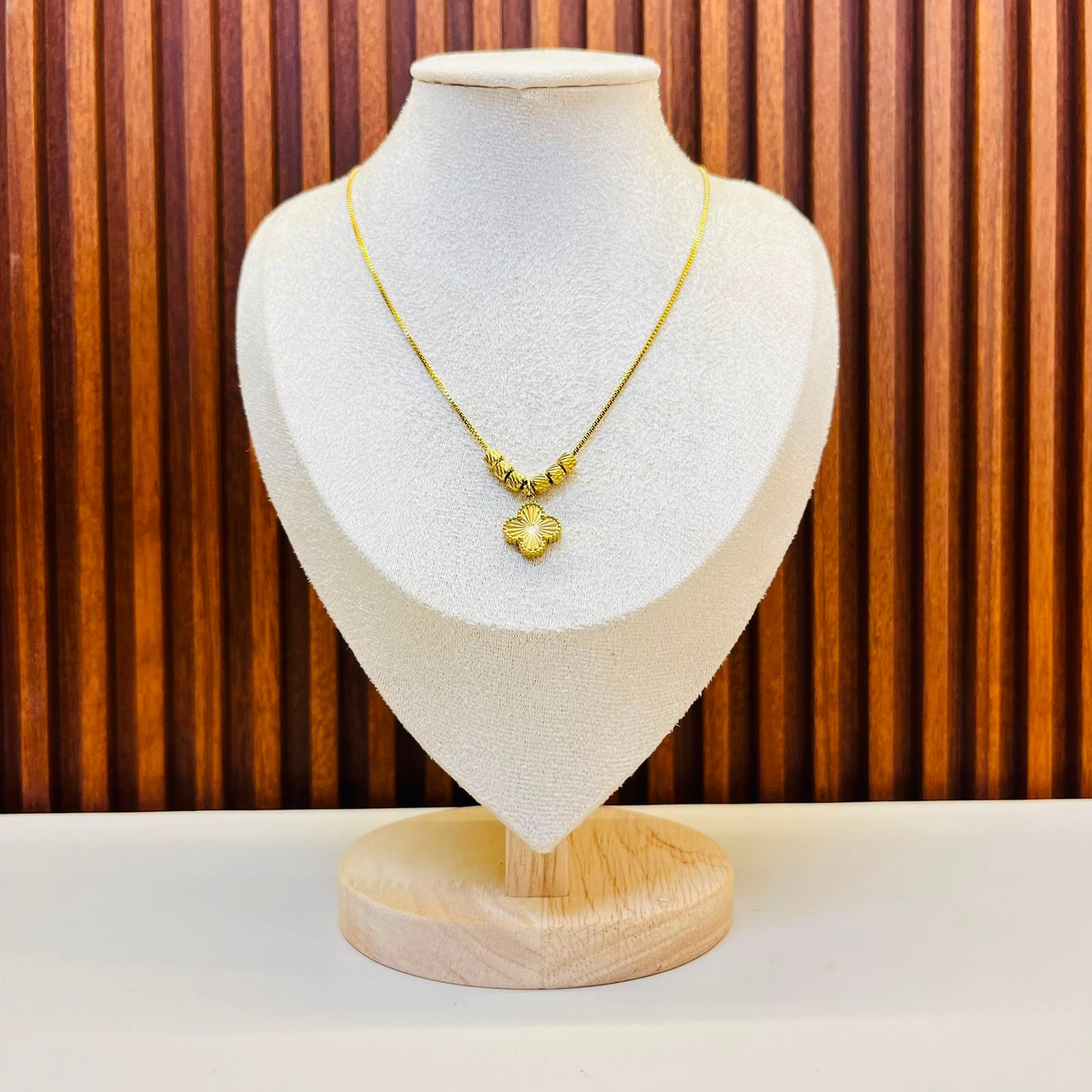 Clover Necklace