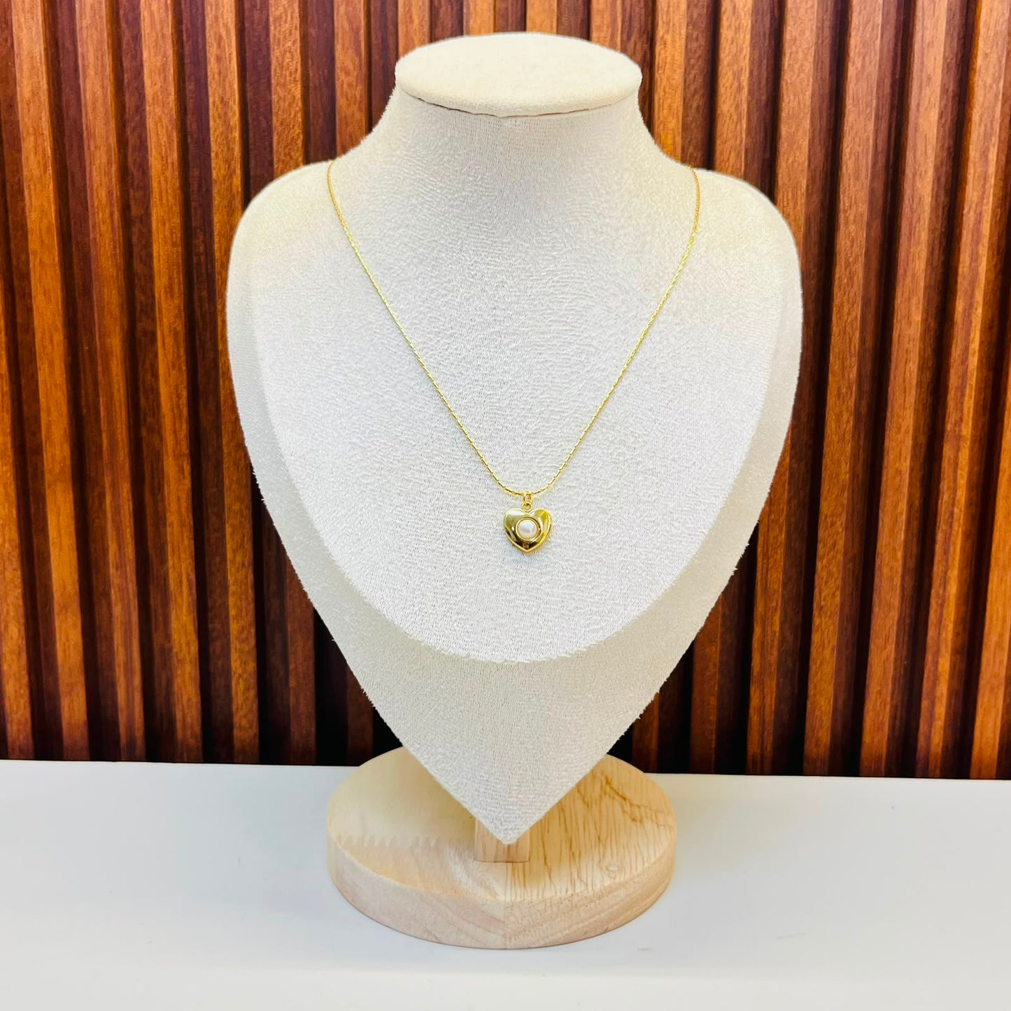 Royal Sparkle Necklace