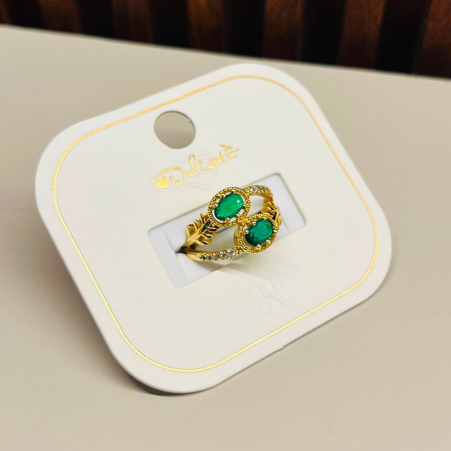 Nova Crystal Ring