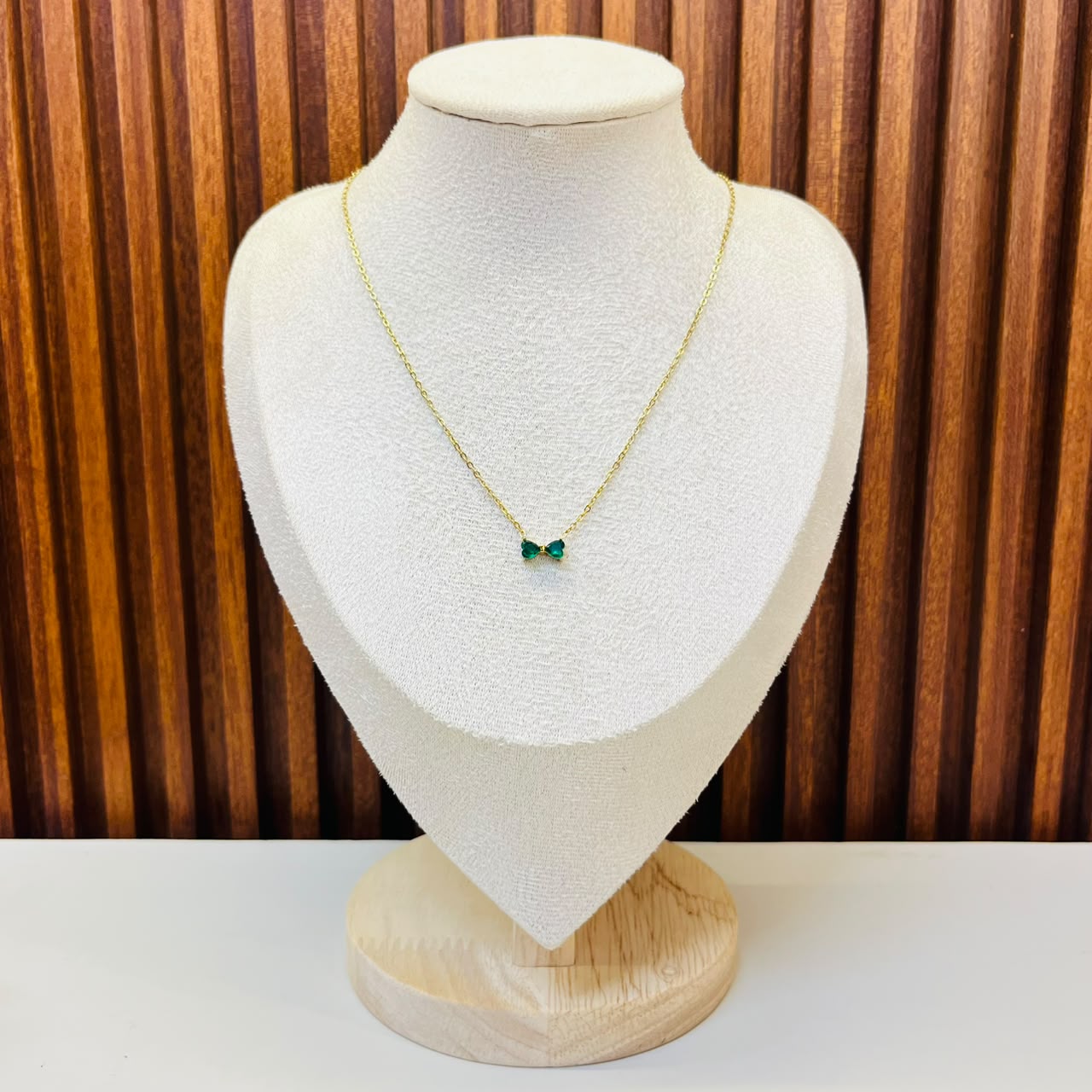 Green Stone Bow Necklace
