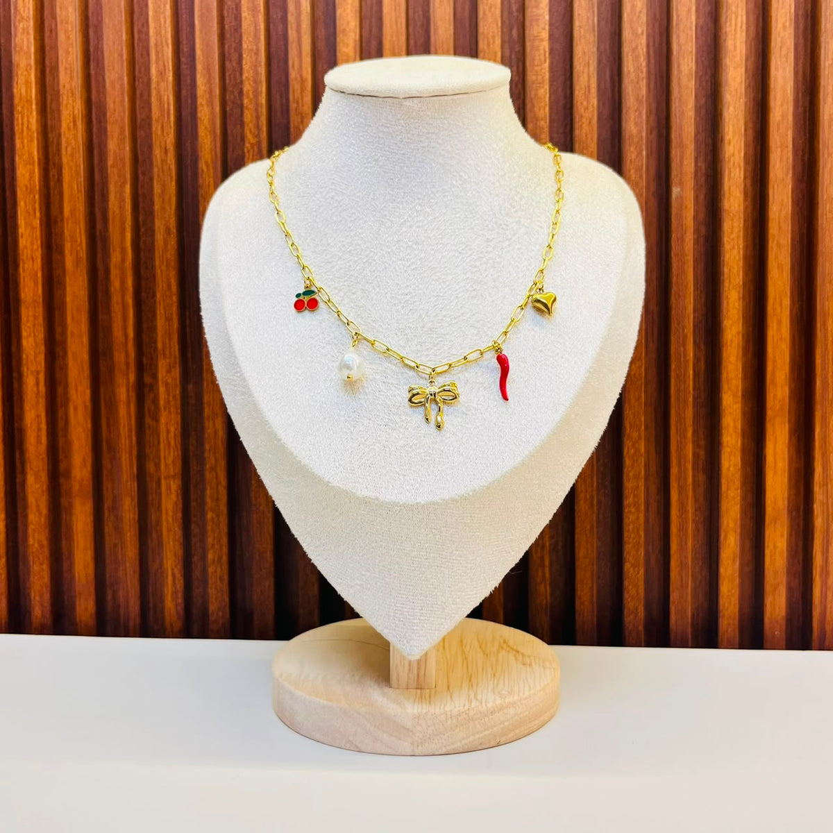 Aura Loop Charm Necklace
