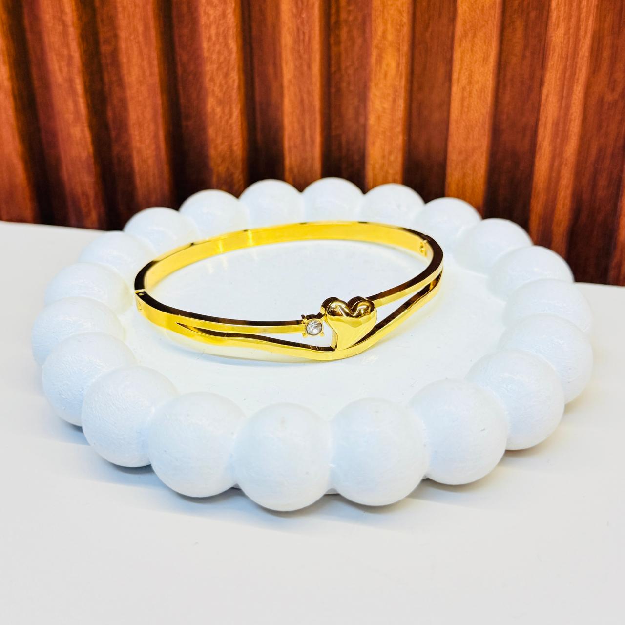 The Tiny Stone Bracelet