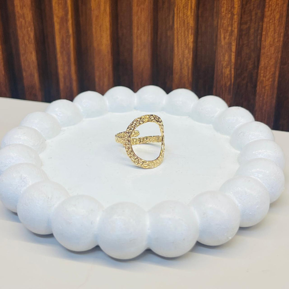 Organic Curve Ring