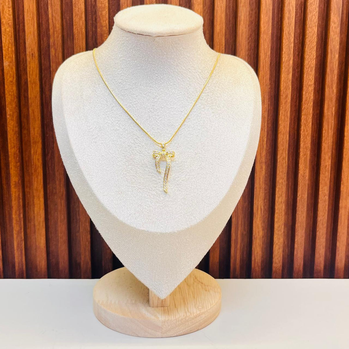 Stone Bow Necklace