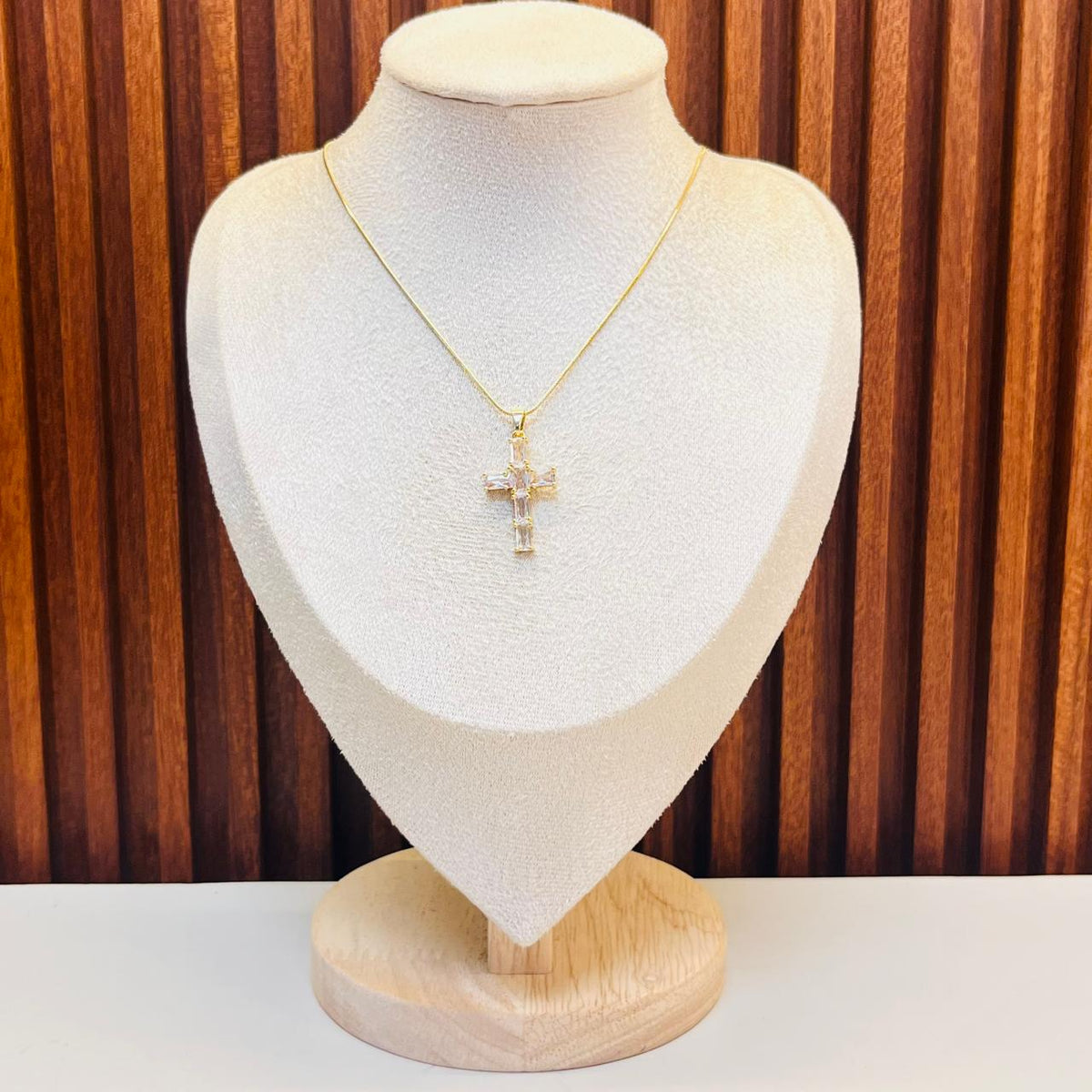 Classic Gold Necklace