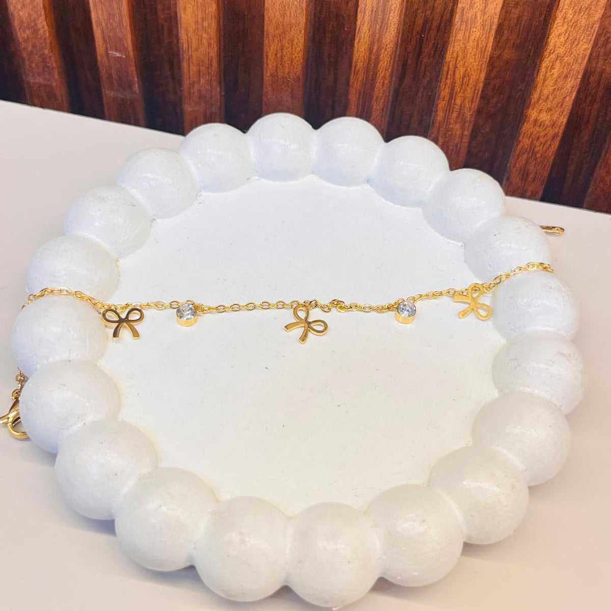 Gold Featuring Bow Bracelet