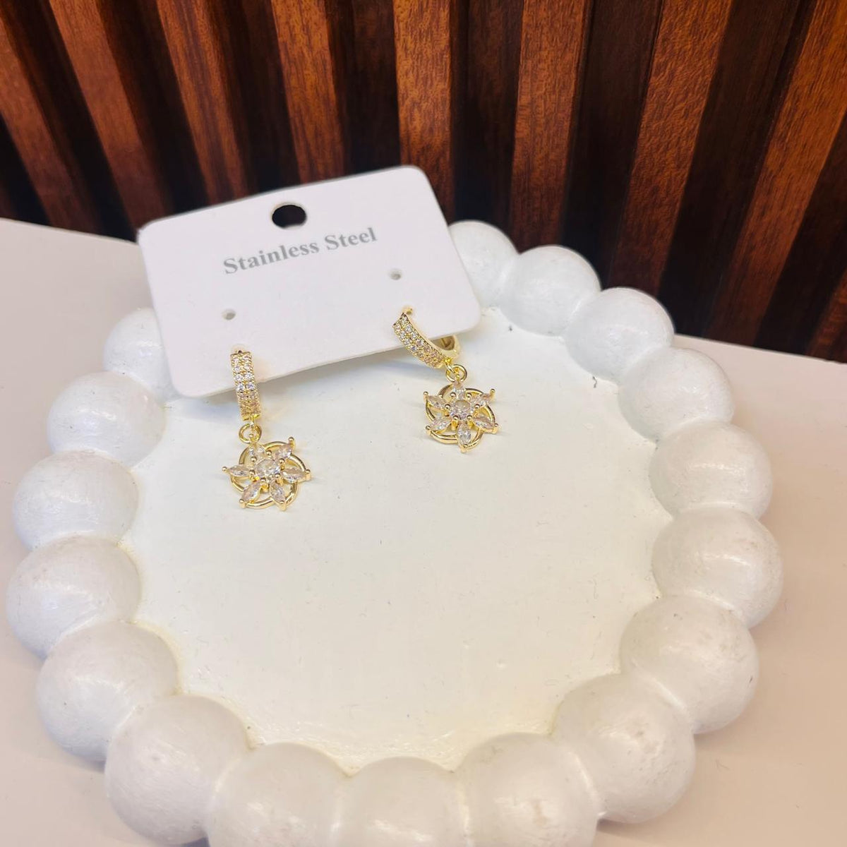 Floral Pearl Earrings
