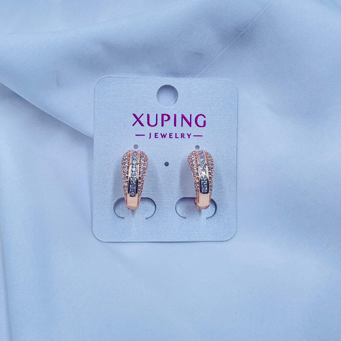 Glamour Clasps Earrings- XUPING