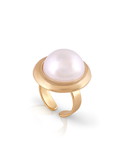 Luna Pearl Ring