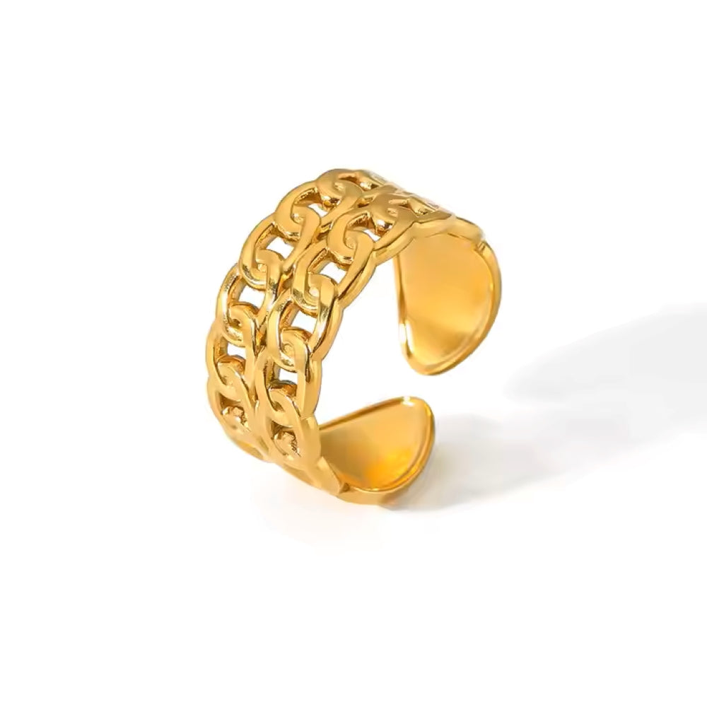 Golden Link Ring