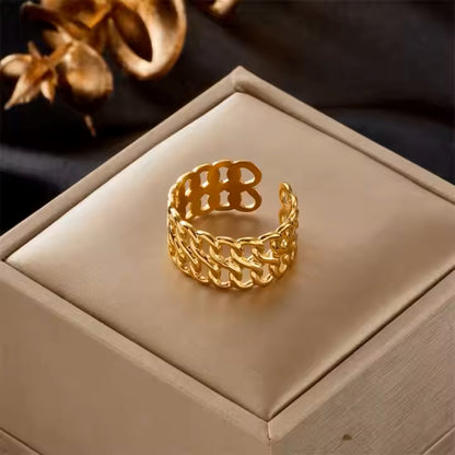 Golden Link Ring