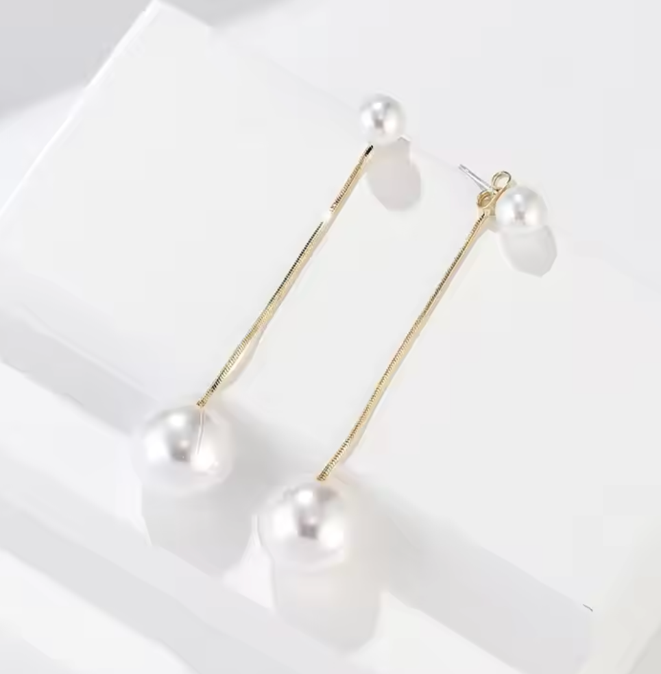 Hanging Pearl Earrings