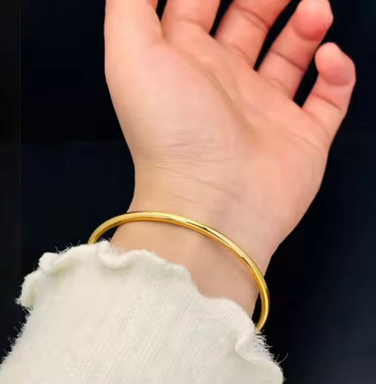 Pipe Gold Bracelet