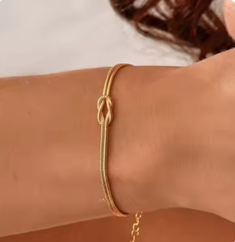 Knot Bracelet