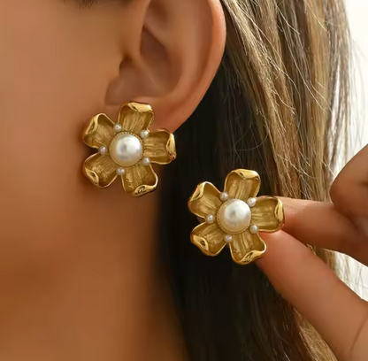 Floral Pearl Studs