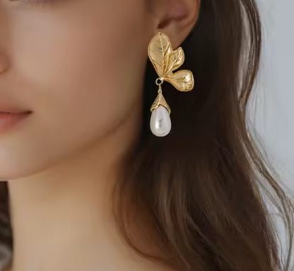 Serene Leaf Pearl Drops