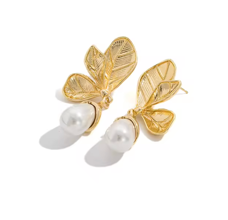Serene Leaf Pearl Drops
