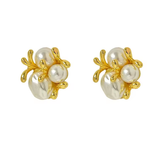 Cloud Pearl Studs