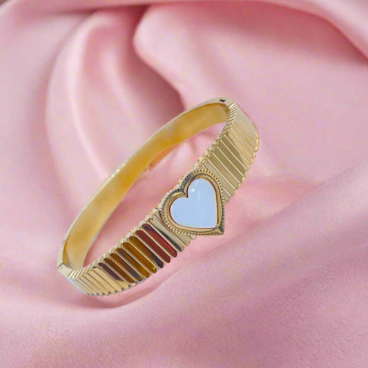 Chunky Heart Bracelet