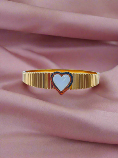 Chunky Heart Bracelet