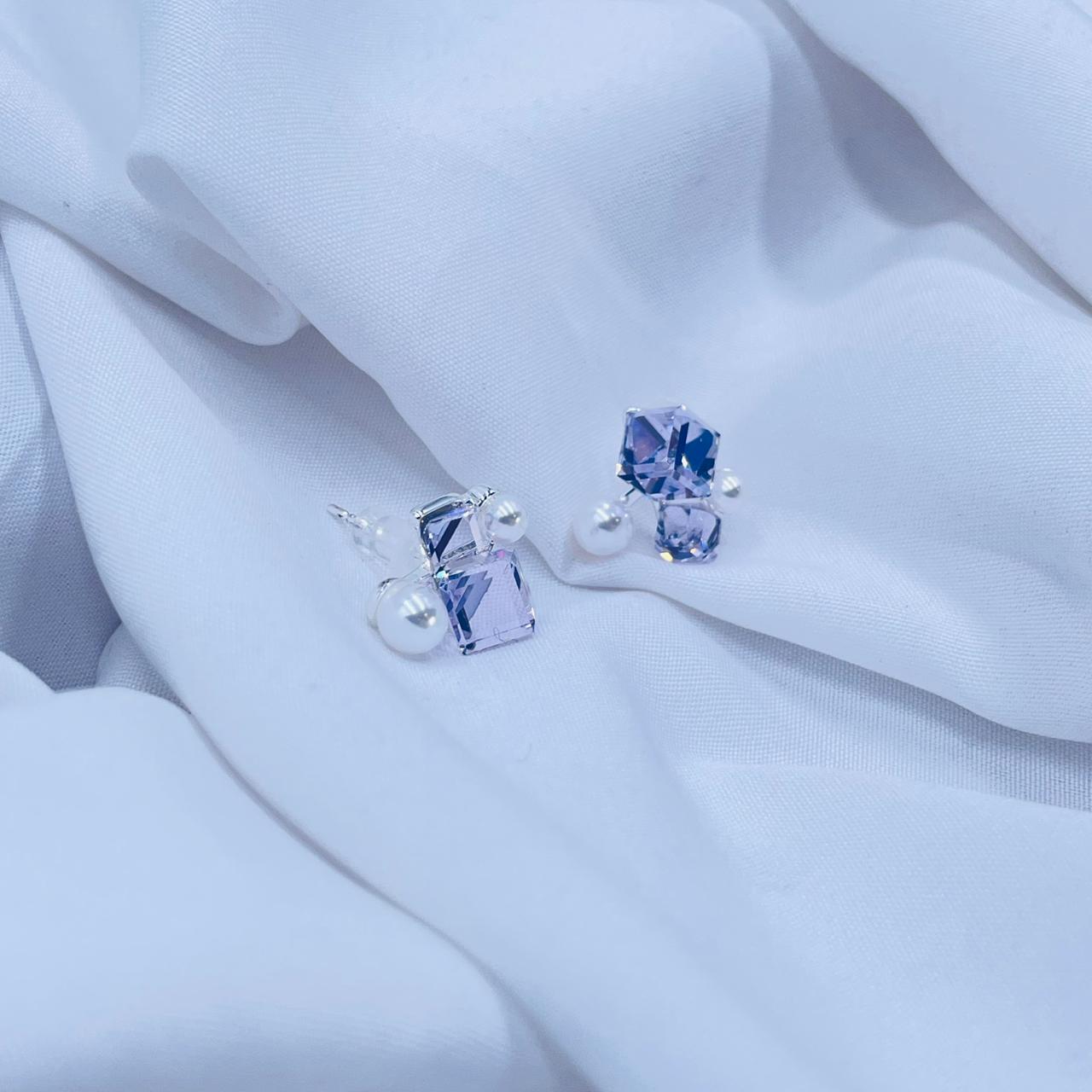 Crystal Cubic Stud