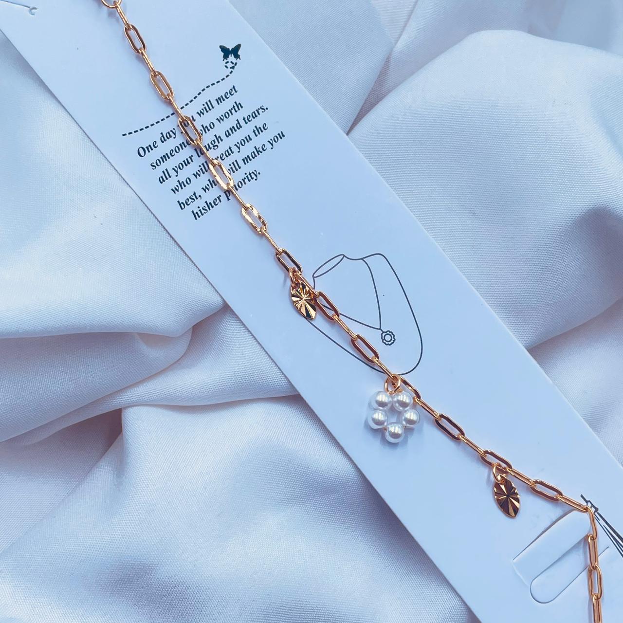 Golden Leaf and Pearl