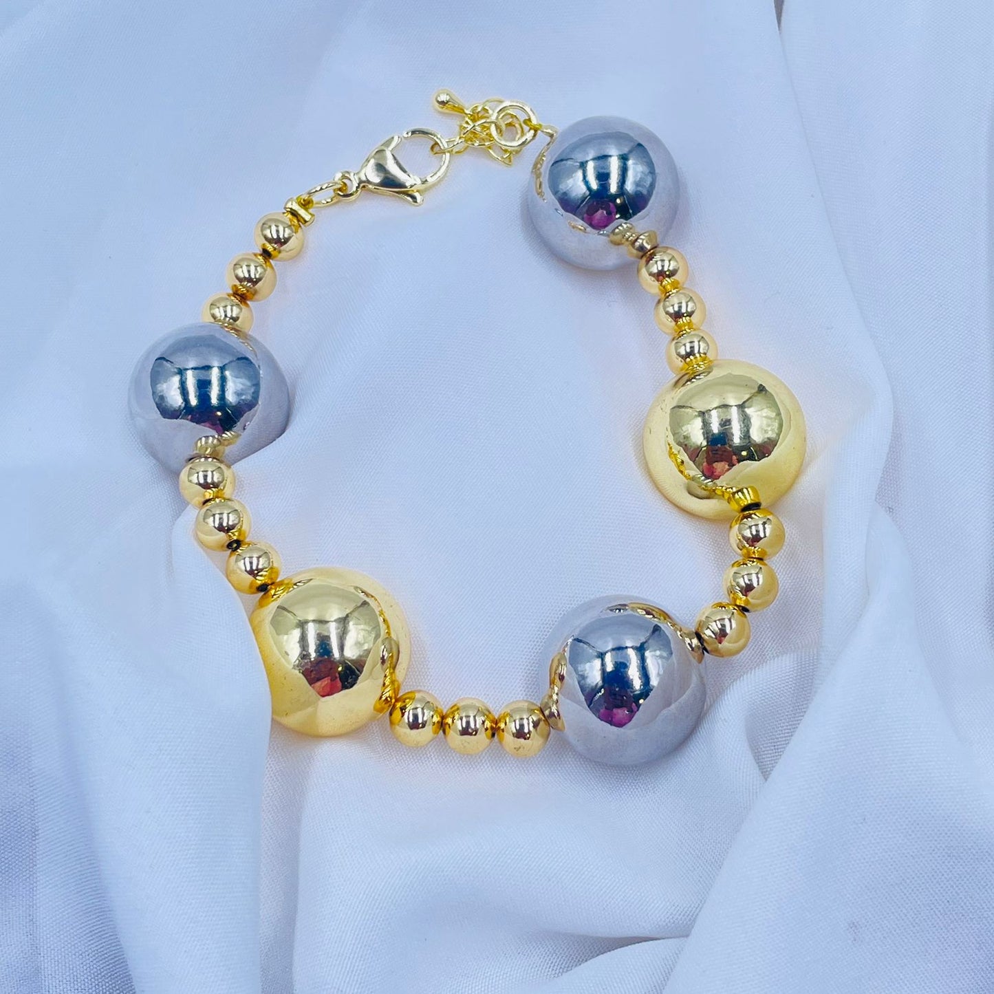 Golden Pearl Bracelet