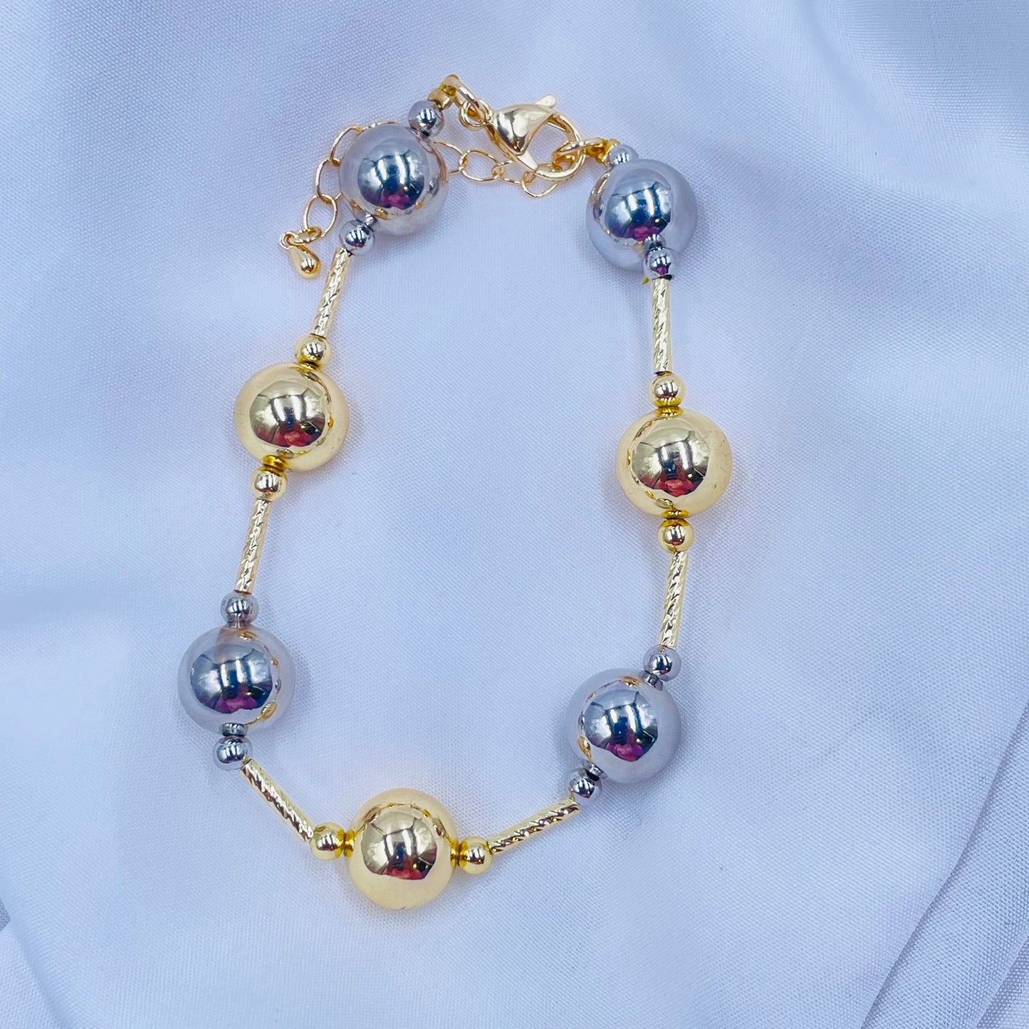 Dueton Pearl Bracelet