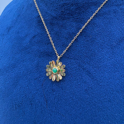 Green Flower Neckalce