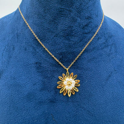 Pearl Flower Neckalce