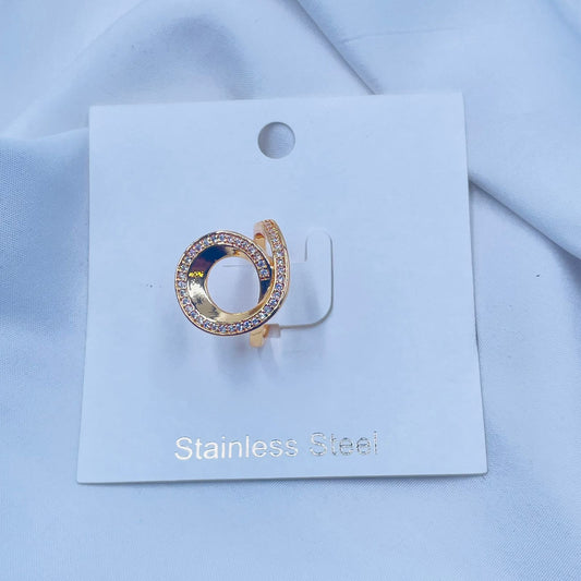 Classic Gap Diamond ring