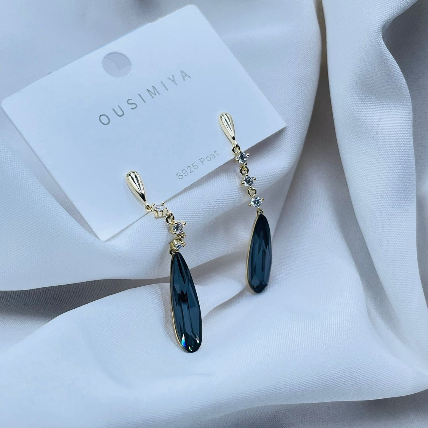 Blue Crystal Water Drop  Earrings