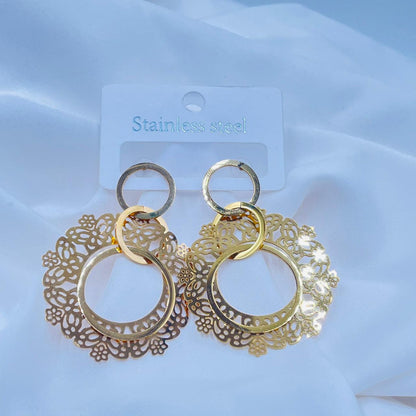 Lace Dangle Earrings