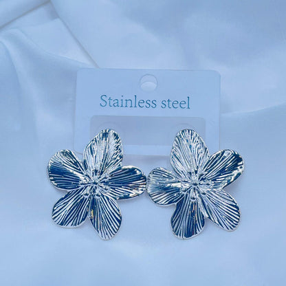 Silver-Floral Earring
