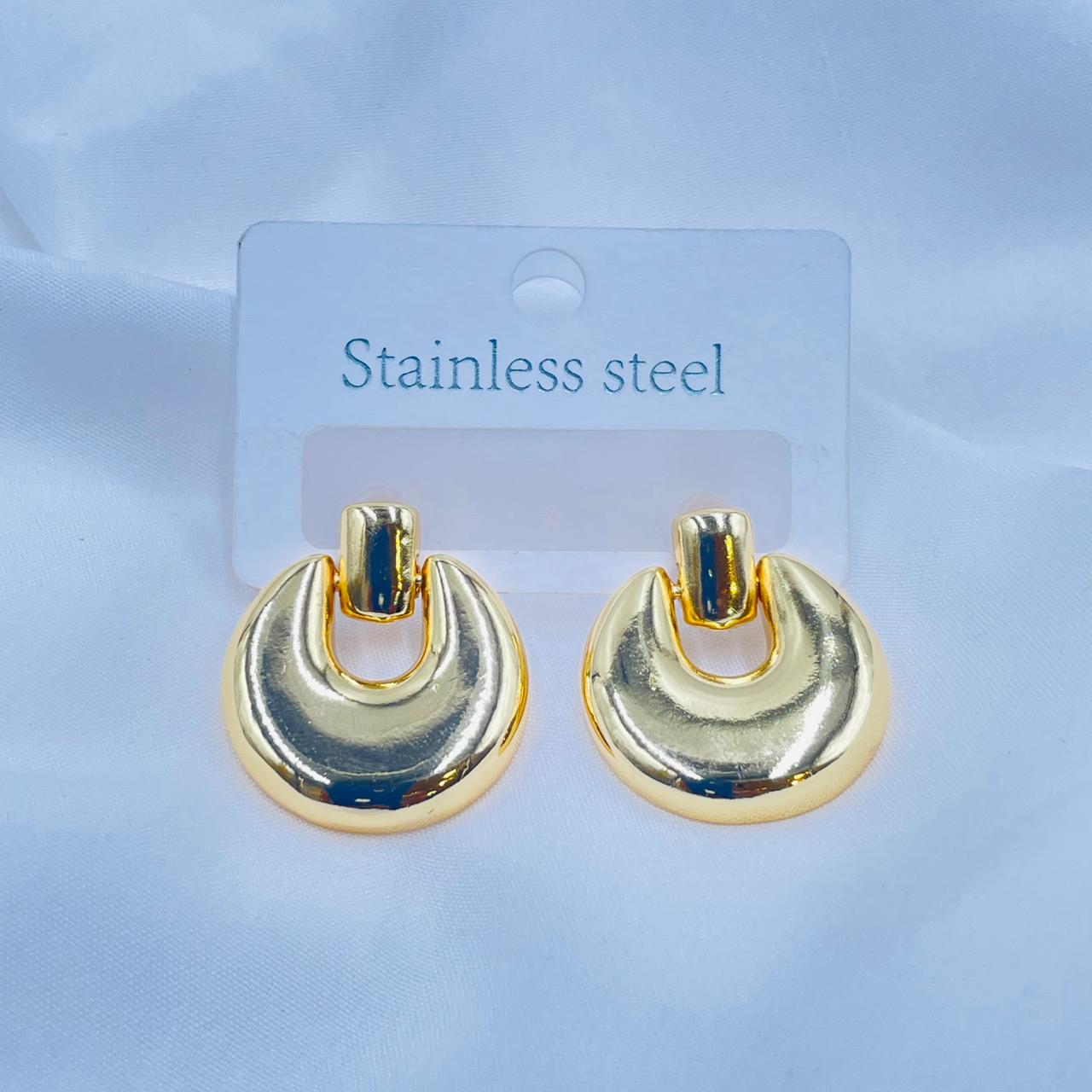 Filled Round Earrings