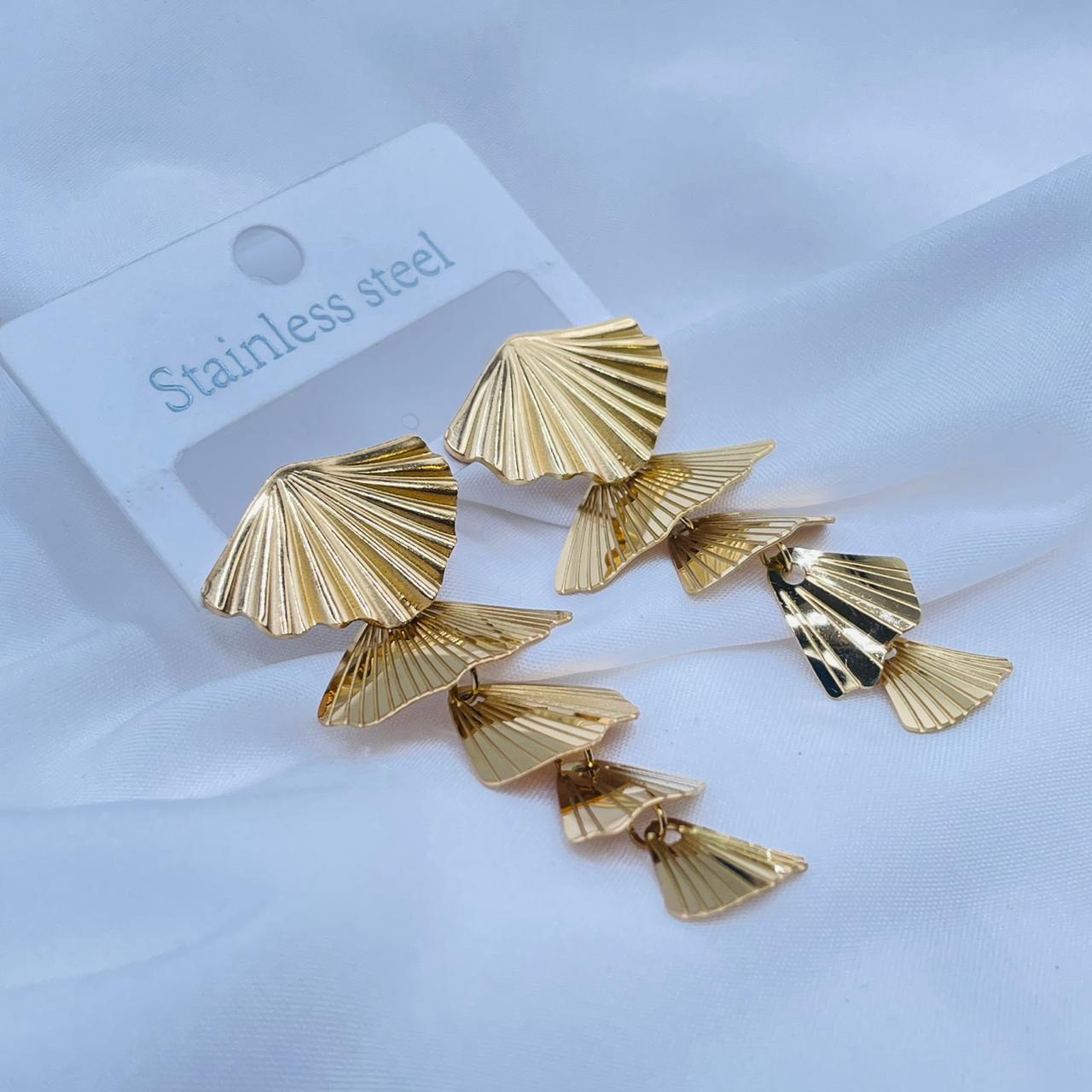 Fan Dangle Drop Earrings